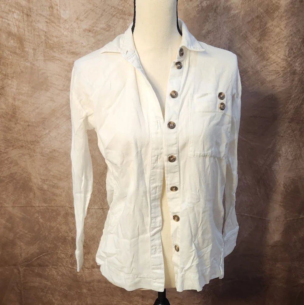 Topshop White Button-Up Shirt – Tortoiseshell Buttons – US 0 / UK 4 - Picture 2 of 9